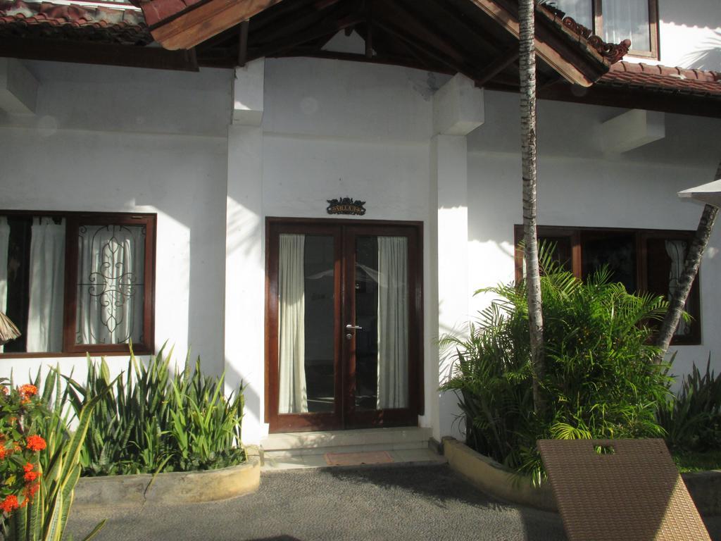 Yuli Bungalows Kuta  Bagian luar foto