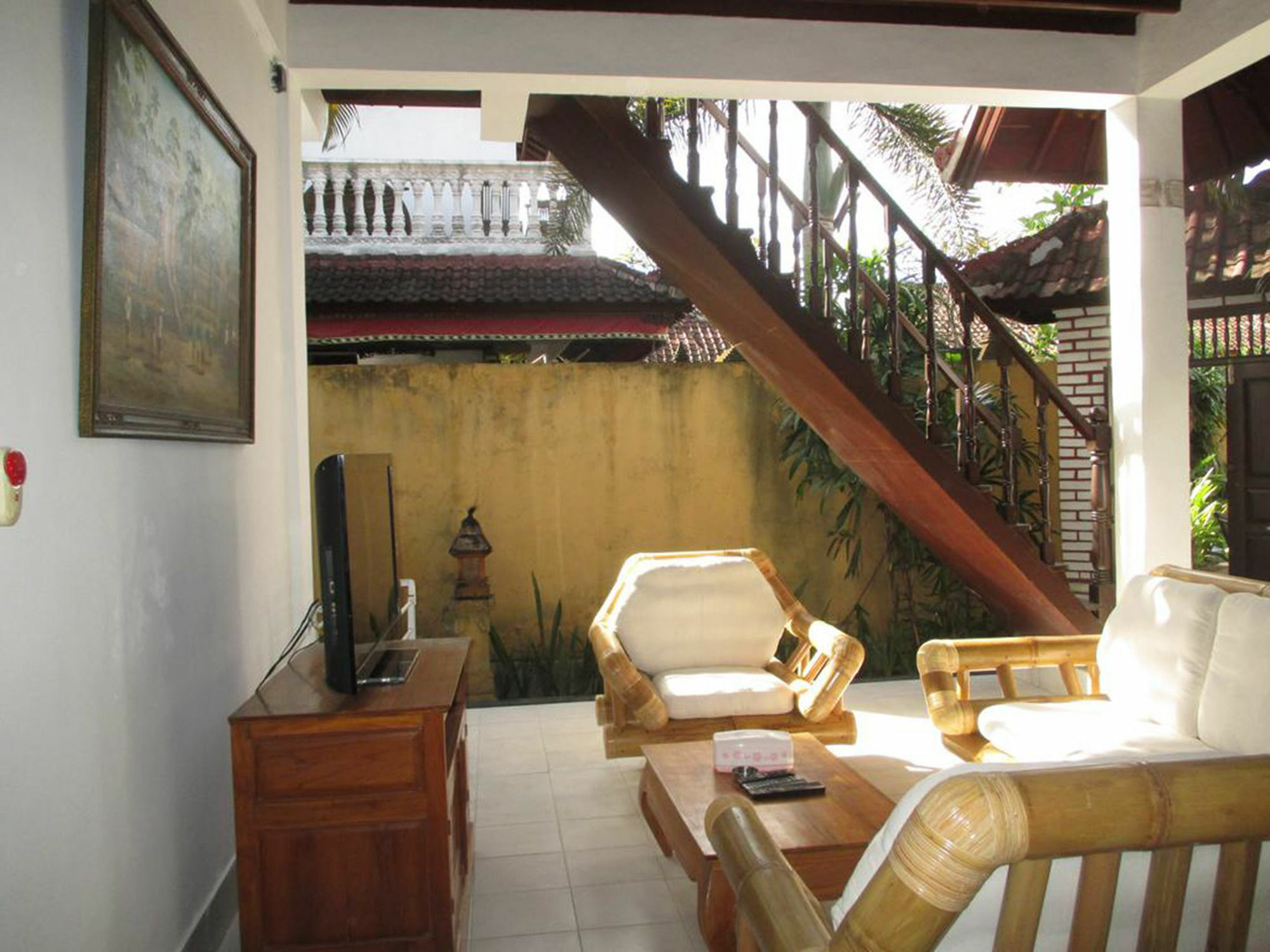 Yuli Bungalows Kuta  Bagian luar foto