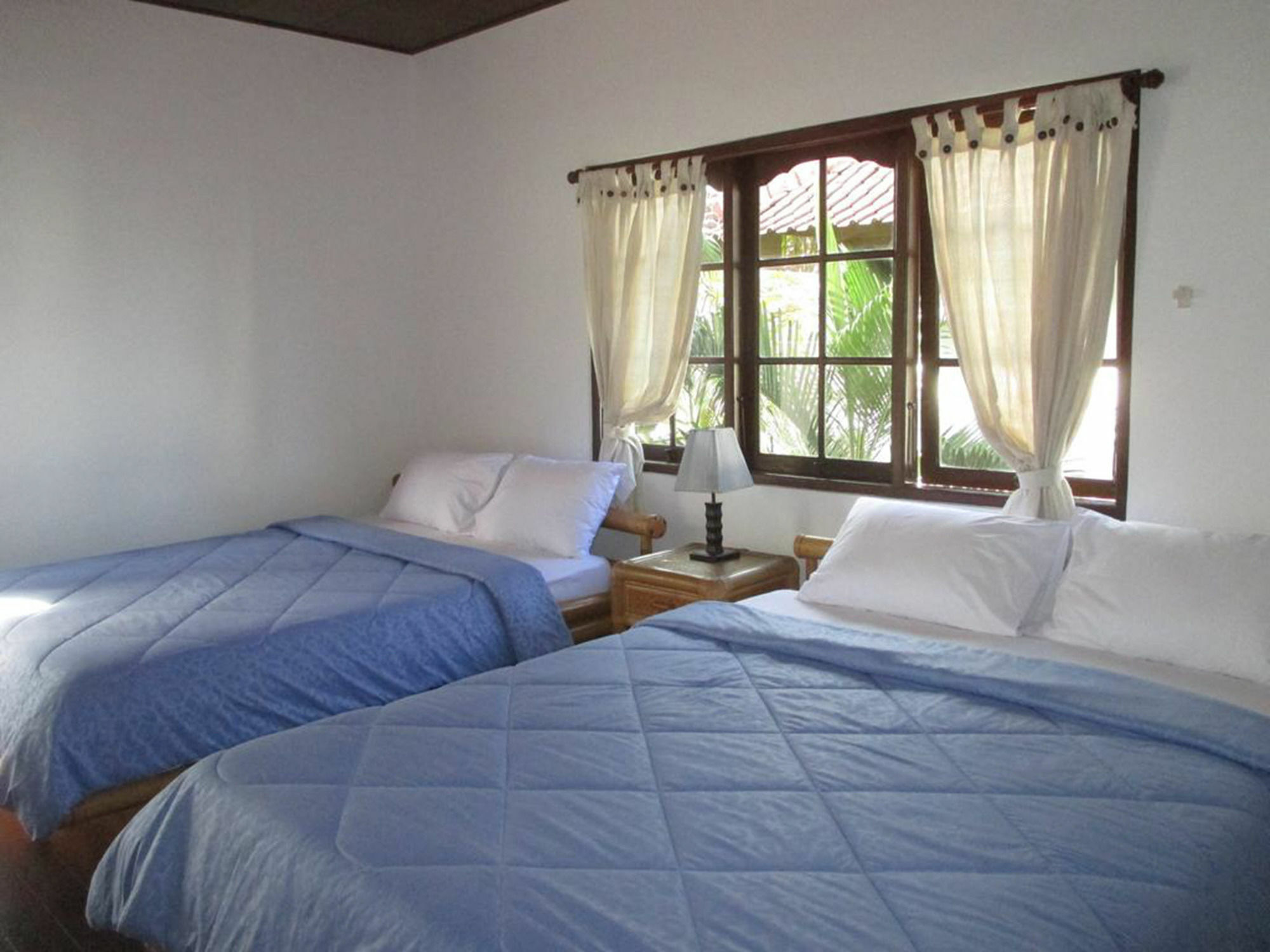 Yuli Bungalows Kuta  Bagian luar foto